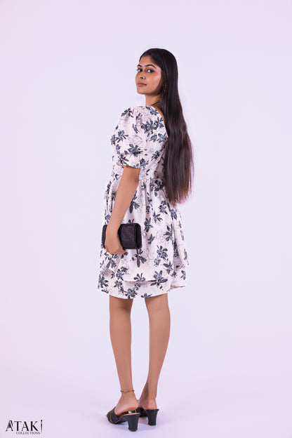 Luna Bloom Puff Sleeve Dress
